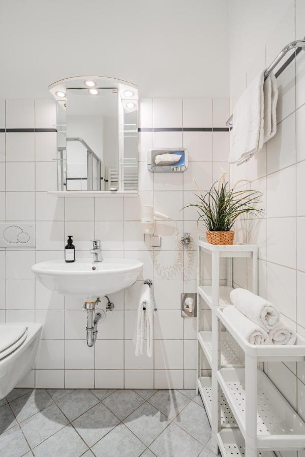 Serviced Apartments Josefstadt City Vienna Esterno foto